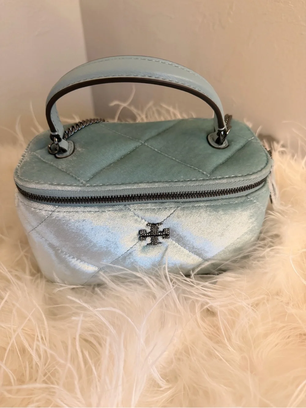 Tory Burch Kira Quilted Velvet Vanity Case